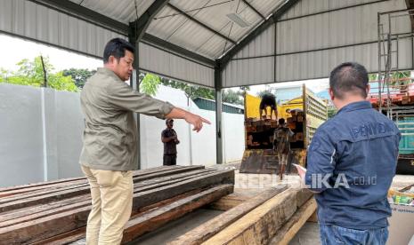 Gakkum Kehutanan Seret Pemilik Kayu Ilegal di Sulawesi: Jaringan Besar Terungkap!
