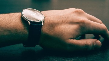 Bea Cukai Jakarta Periksa Gerai Jam Tangan Mewah